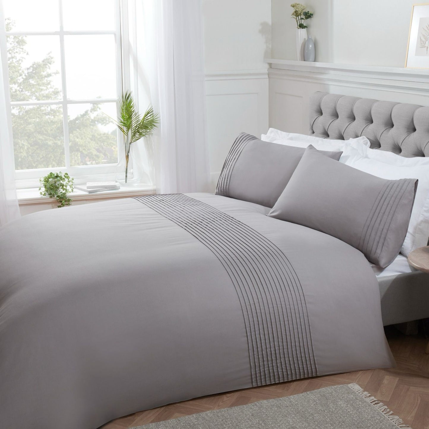 LUXEDIVA Matt Velvet Duvet Stripe Satten Duvet Set